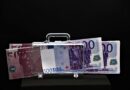 Finansijski procvat za Blizance u 2025: Novac stiže u talasima, ali evo šta moraju znati da bi ga zadržali!