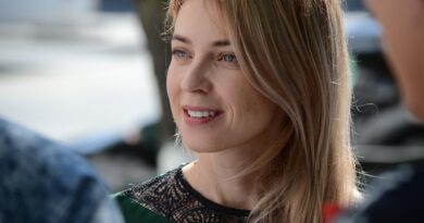 💛 Najlepša lekcija o prijateljstvu: kako je siromašna drugarica pokazala pravo bogatstvo srca