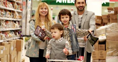 Jedan hljeb ispred supermarketa i lekcija o dostojanstvu koju ne zaboravljam