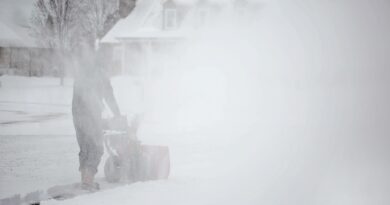 Snježna oluja paralizirala Poljsku: Kolone vozila duge 20 km i ljudi zarobljeni u automobilima