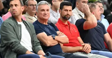 Kada je poslije spektakularne pobjede nad Janikom Sinerom u polufinalu Australijan opena Novak Đoković krenuo da napiše poruku na kameri znali smo da će biti nešto posebno.