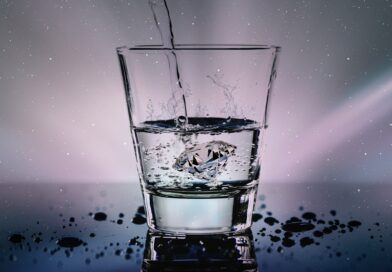Jutarnja čaša vode: Jednostavna navika koja može doprineti boljem zdravlju