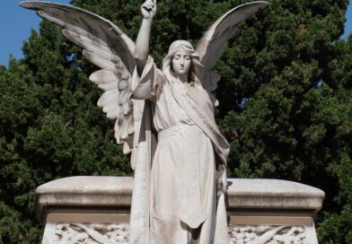 Istina pored groba: Priča o ljubavi, tajnama i snazi da se suočimo s prošlošću Istina pored groba: Priča o ljubavi, tajnama i snazi da se suočimo s prošlošću