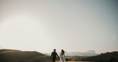 Potrošio je bogatstvo da oženi ženu u invalidskim kolicima, a istina koju je otkrio prve bračne noći promijenila je sve