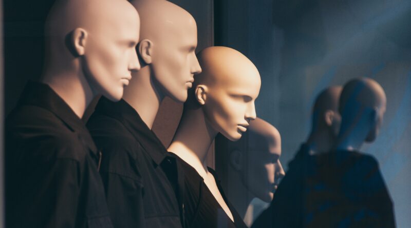 Da li je u redu nositi odeću preminulih osoba: između uspomena, emocija i ličnog osećaja