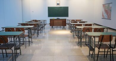 Kako je školsko ismevanje oblikovalo njen život: Na desetogodišnjoj maturi niko je nije prepoznao