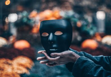 Nebo u haosu koji se ne pamti godinama: Astrološki period koji navodno otvara stare rane i ruši maske Nebo u haosu koji se ne pamti godinama: Astrološki period koji navodno otvara stare rane i ruši maske