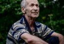 Plaćali su joj da glumi unuku slepog veterana svake nedelje, ali njegova poslednja želja nakon smrti zauvek joj je promenila život
