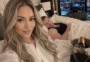 Ljubavnica joj poslala fotografiju iz hotelske sobe, ali nije primijetila detalj koji je razotkrio mnogo veću izdaju Ljubavnica joj poslala fotografiju iz hotelske sobe, ali nije primijetila detalj koji je razotkrio mnogo veću izdaju