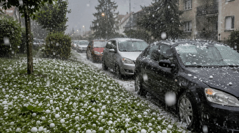 Nevreme se širi Srbijom: Stižu pljuskovi, grmljavina, grad i jak vetar